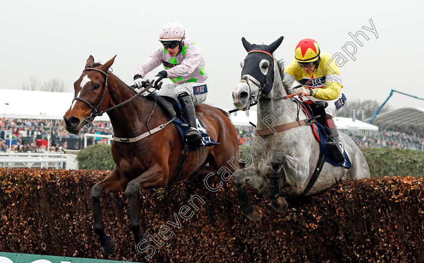 Politologue-0002 
 POLITOLOGUE (right, Sam Twiston-Davies) beats MIN (left) in The JLT Melling Chase Aintree 13 Apr 2018 - Pic Steven Cargill / Racingfotos.com