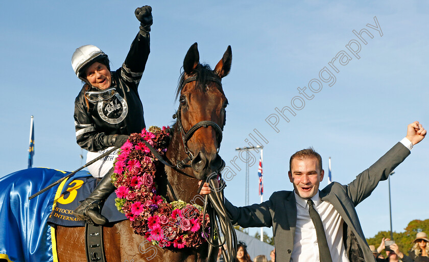 Espen-Hill-0007 
 ESPEN HILL (Madeleine Smith) winner of The Stockholm Cup International
Bro Park, Sweden 17 Sep 2023 - Pic Steven Cargill / Racingfotos.com