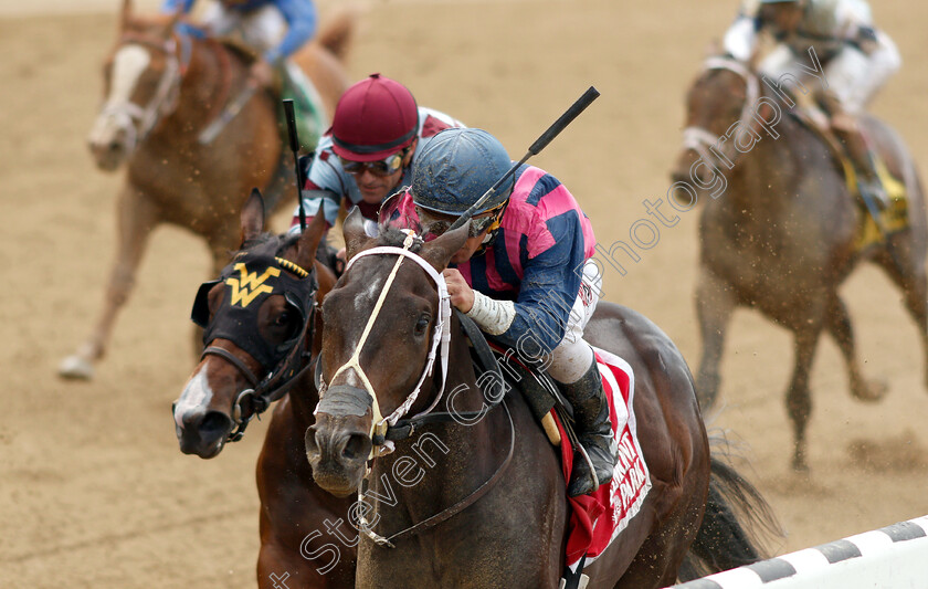 Our-Braintrust-0007 
 OUR BRAINTRUST (right, Javier Castellano) beats MAE NEVER NO (left) in The Tremont Stakes
Belmont Park 8 Jun 2018 - Pic Steven Cargill / Racingfotos.com