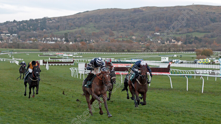 Good-Risk-At-All-0002 
 GOOD RISK AT ALL (Sam Twiston-Davies) wins The High Sherifff Of Gloucestershire Standard Open National Hunt Flat Race
Cheltenham 15 Nov 2020 - Pic Steven Cargill / Racingfotos.com