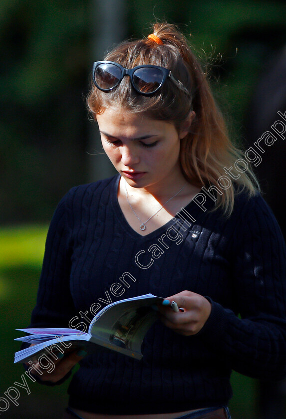 Megan-Nicholls-0003 
 MEGAN NICHOLLS at Ascot Yearling Sale 12 Sep 2017 - Pic Steven Cargill / Racingfotos.com