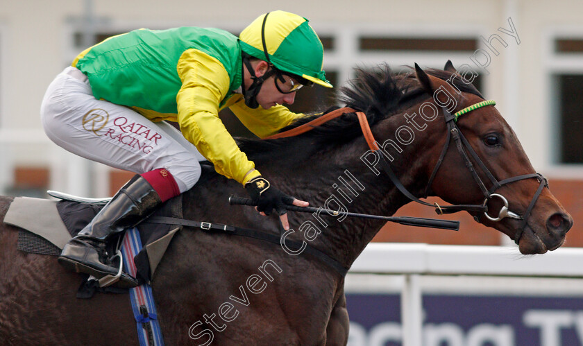 Eagles-Dare-0007 
 EAGLES DARE (Oisin Murphy) wins The tote Placepot Your First Bet Nursery
Chelmsford 15 Oct 2020 - Pic Steven Cargill / Racingfotos.com