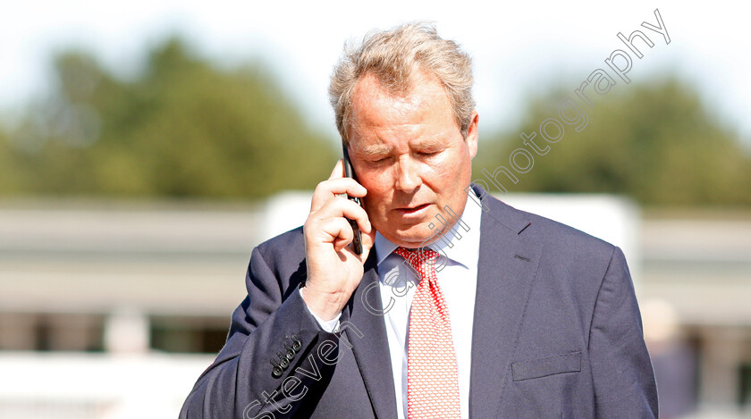 Richard-Aldous-0001 
 A troubled RICHARD ALDOUS, clerk of the course at Yarmouth Racecourse, as racing is abandoned after 3 races
Yarmouth 3 Aug 2020 - Pic Steven Cargill / Racingfotos.com