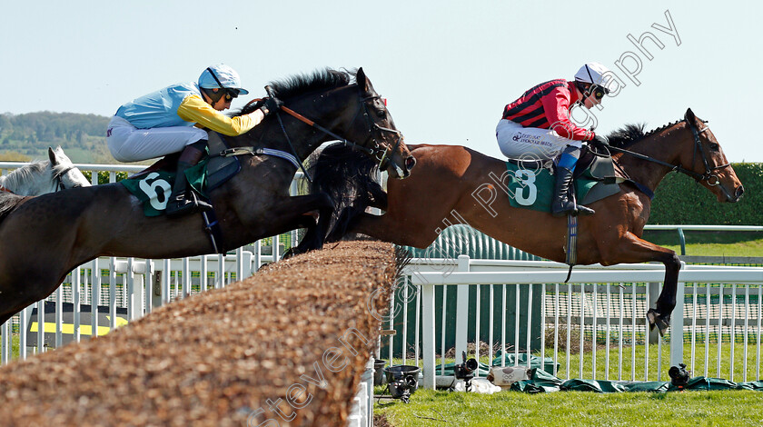 The-Bay-Birch-0001 
 THE BAY BIRCH (Stan Sheppard) leads SHEER POETRY (left) Cheltenham 19 Apr 2018 - Pic Steven Cargill / Racingfotos.com