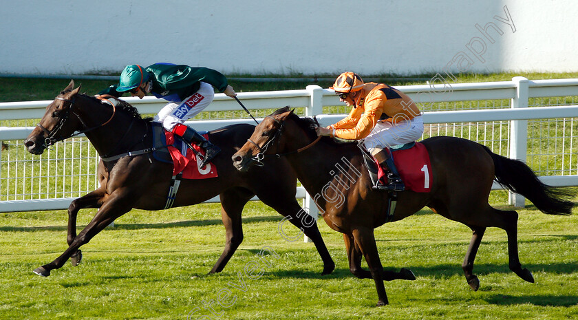 Dragons-Voice-0003 
 DRAGONS VOICE (Fran Berry) beats REPTON (right) in The 188bet Mobile Bet10 Get20 Handicap
Sandown 1 Sep 2018 - Pic Steven Cargill / Racingfotos.com