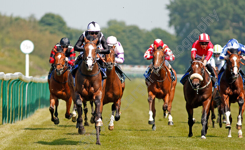 Cool-Exhibit-0003 
 COOL EXHIBIT (Silvestre De Sousa) wins The 188bet Mobile Bet10 Get20 EBF Novice Stakes Nottingham 22 May 2018 - Pic Steven Cargill / Racingfotos.com