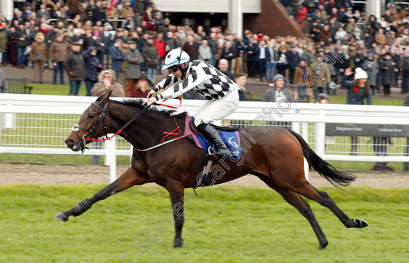 Pearl-Of-The-West-0005 
 PEARL OF THE WEST (Sean Bowen) wins The Masterson Holdings Hurdle
Cheltenham 27 Oct 2018 - Pic Steven Cargill / Racingfotos.com