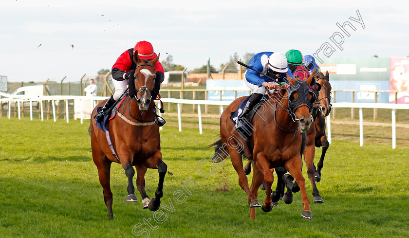 Wild-Flower-0003 
 WILD FLOWER (left, Molly Presland) beats SWELL SONG (right) in The Final Furlong Podcast Handicap
Yarmouth 17 Sep 2020 - Pic Steven Cargill / Racingfotos.com