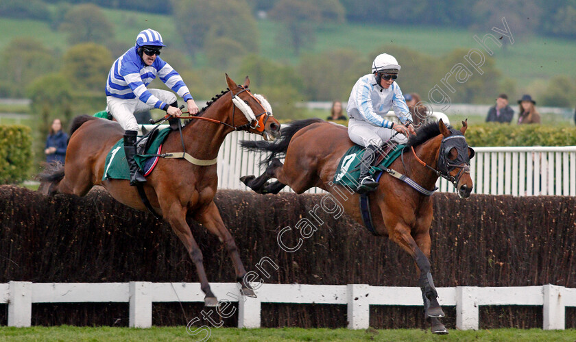 Kilmacallogue-Bay-and-Farmer-Matt-0001 
 KILMACALLOGUE BAY (right, Emma Yardley) jumps with FARMER MATT (left) Cheltenahm 4 May 2018 - Pic Steven Cargill / Racingfotos.com