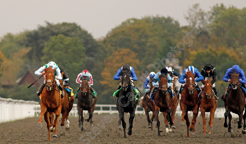 Glendevon-0003 
 GLENDEVON (left, Jamie Spencer) beats MOQARRAR (centre) KAWASIR (2nd right) and LAIETH (right) in The 32Red British Stallion Studs EBF Novice Stakes Kempton 11 Oct 2017 - Pic Steven Cargill / Racingfotos.com