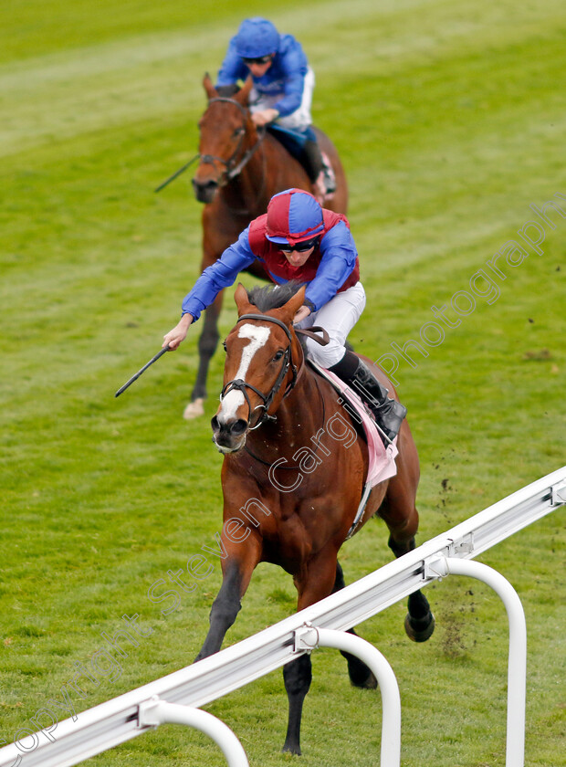 Changingoftheguard-0007 
 CHANGINGOFTHEGUARD (Ryan Moore) wins The Boodles Chester Vase
Chester 4 May 2022 - Pic Steven Cargill / Racingfotos.com