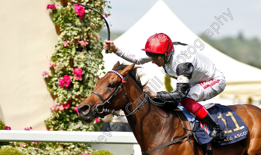 Star-Catcher-0006 
 STAR CATCHER (Frankie Dettori) wins The Ribblesdale Stakes
Royal Ascot 20 Jun 2019 - Pic Steven Cargill / Racingfotos.com