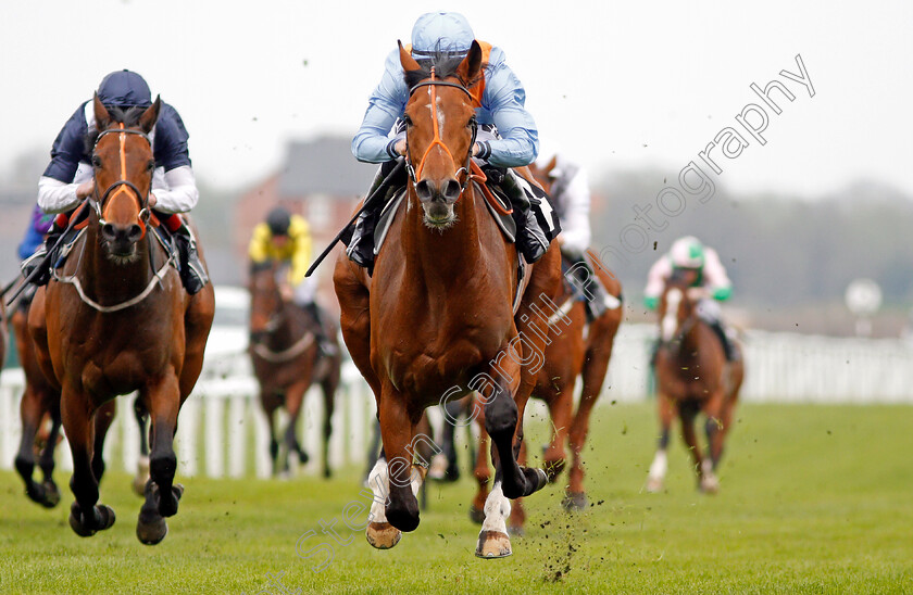 Raymond-Tusk-0003 
 RAYMOND TUSK (Tom Marquand) wins The Dubai Duty Free Tennis Championships Maiden Stakes Div2 Newbury 21 Apr 2018 - Pic Steven Cargill / Racingfotos.com