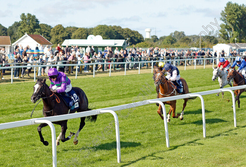 Ville-De-Grace-0003 
 VILLE DE GRACE (Ryan Moore) wins The EBF Stallions John Musker Fillies Stakes
Yarmouth 15 Sep 2021 - Pic Steven Cargill / Racingfotos.com