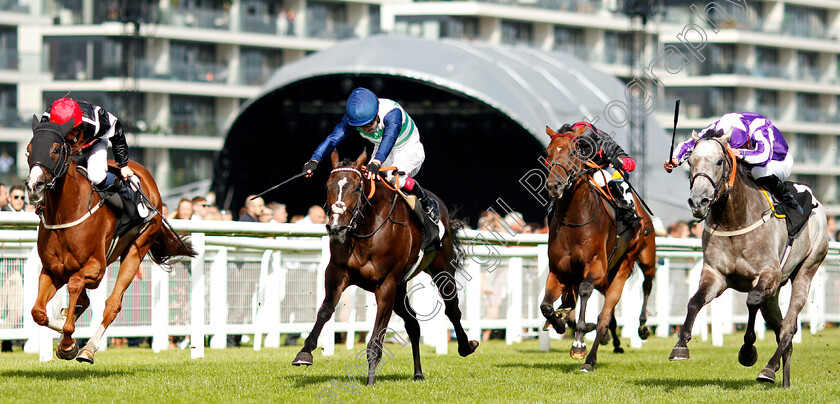 Neenee s-Choice-0002 
 NEENEE'S CHOICE (centre, Oisin Murphy) beats TOP SECRET (left) and WALHAAN (right) in The Christopher Smith Associates Handicap
Newbury 13 Aug 2021 - Pic Steven Cargill / Racingfotos.com