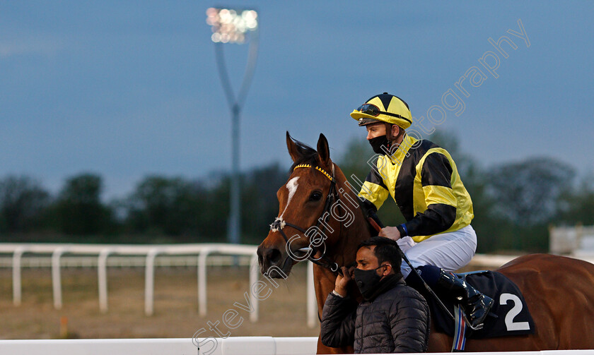 Song-At-Twilight-0001 
 SONG AT TWILIGHT (Liam Jones)
Chelmsford 29 Apr 2021 - Pic Steven Cargill / Racingfotos.com