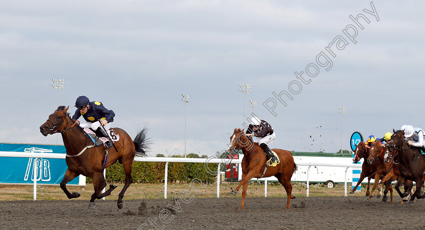 Jumeirah-Street-0001 
 JUMEIRAH STREET (Jamie Spencer) wins The Breeders Backing Racing EBF Fillies Novice Stakes Div1
Kempton 15 Aug 2018 - Pic Steven Cargill / Racingfotos.com