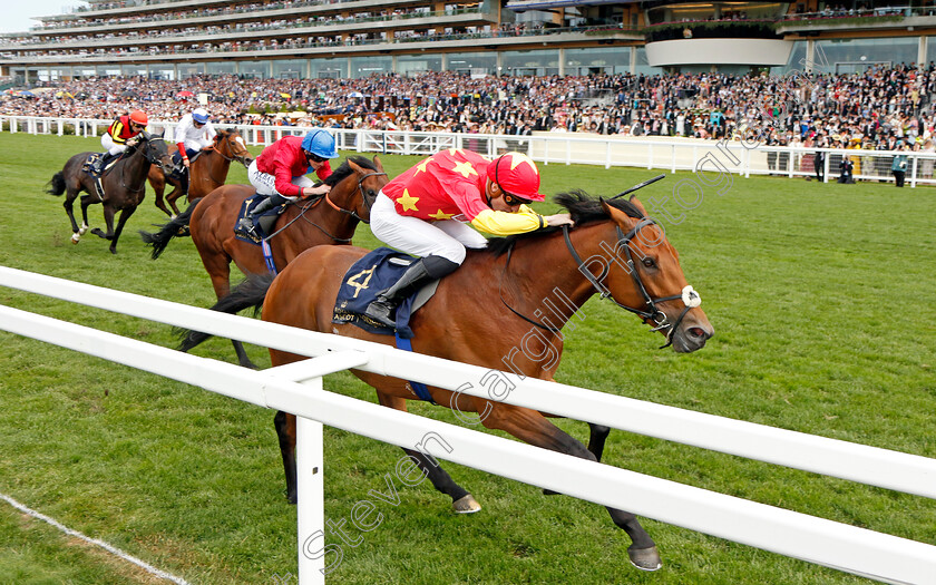 State-Of-Rest-0004 
 STATE OF REST (Shane Crosse) wins The Prince Of Wales's Stakes
Royal Ascot 15 Jun 2022 - Pic Steven Cargill / Racingfotos.com