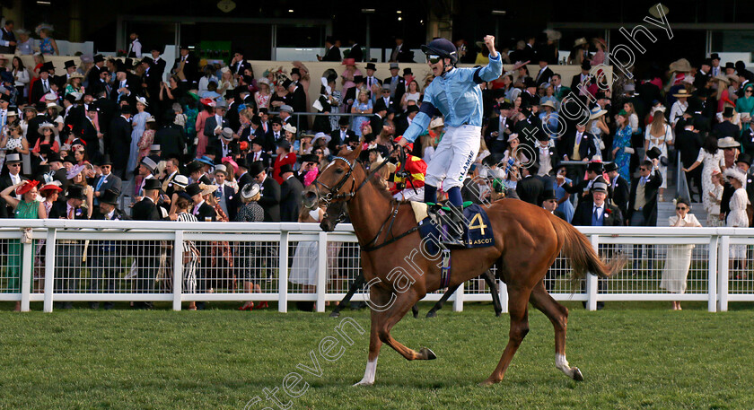 Soprano-0006 
 SOPRANO (Billy Loughnane) winner of The Sandringham Stakes
Royal Ascot 21 Jun 2024 - Pic Steven Cargill / Racingfotos.com