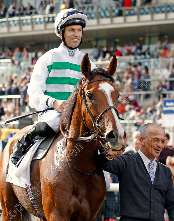 Alyssa-0005 
 ALYSSA (Pat Dobbs) after The DFS Park Hill Stakes Doncaster 14 Sep 2017 - Pic Steven Cargill / Racingfotos.com