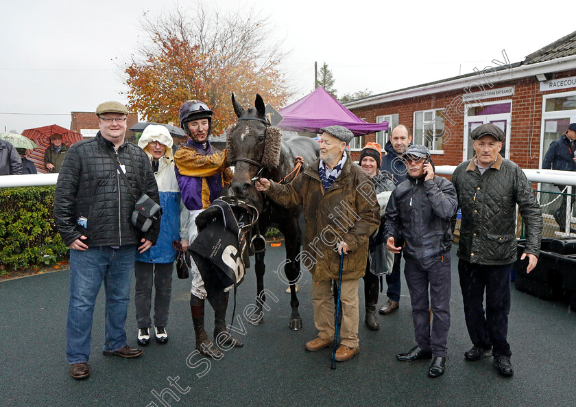 Lady-Babs-0008 
 LADY BABS (Conor Rabbitt) winner of The Pertemps Network Handicap Hurdle
Market Rasen 17 Nov 2022 - pic Steven Cargill / Racingfotos.com