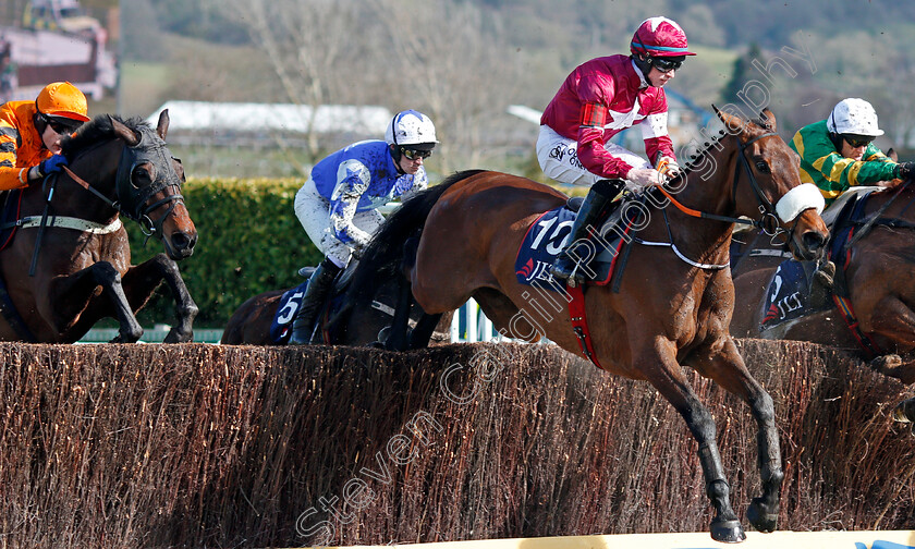 Shattered-Love-0002 
 SHATTERED LOVE (Jack Kennedy) wins The JLT Novices Chase Cheltenham 15 Mar 2018 - Pic Steven Cargill / Racingfotos.com