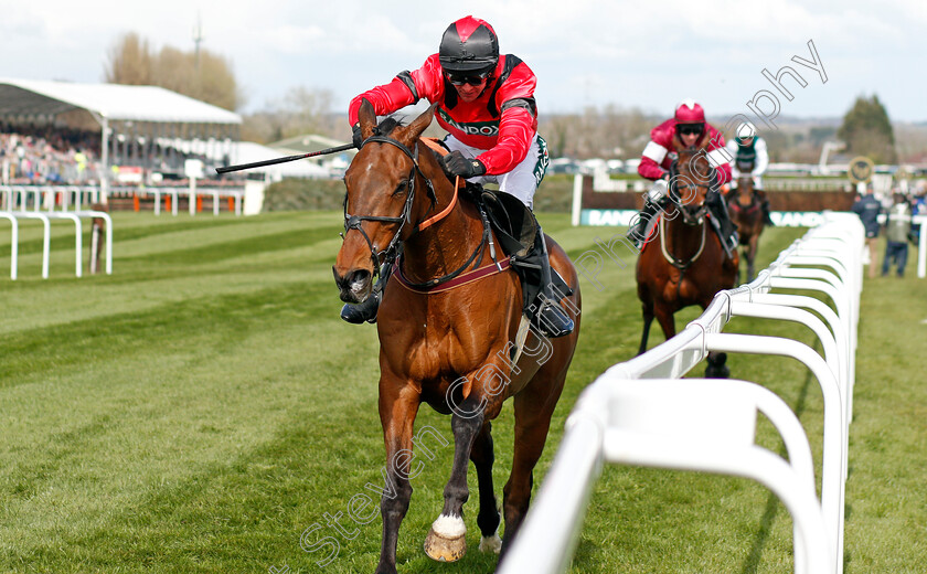 Ahoy-Senor-0011 
 AHOY SENOR (Derek Fox) wins The Betway Mildmay Novices Chase
Aintree 8 Apr 2022 - Pic Steven Cargill / Racingfotos.com