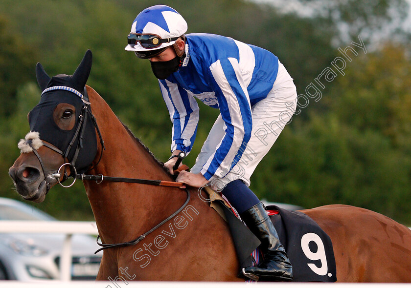 Straight-Right-0001 
 STRAIGHT RIGHT (Rob Hornby)
Chelmsford 22 Aug 2020 - Pic Steven Cargill / Racingfotos.com