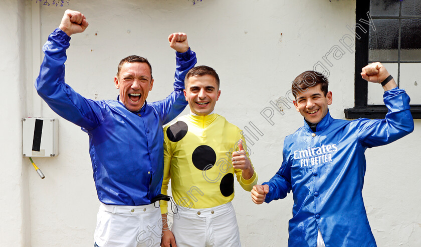 Italian-Jockeys-0002 
 FRANKIE DETTORI, ANDREA ATZENI and MARCO GHIANI cheer on Italy for Sundays Euro Final
Pic Steven Cargill