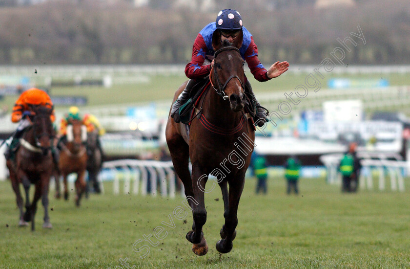 Paisley-Park-0005 
 PAISLEY PARK (Aidan Coleman) wins The galliardhomes.com Cleeve Hurdle
Cheltenham 26 Jan 2019 - Pic Steven Cargill / Racingfotos.com