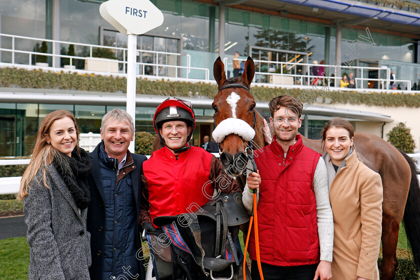 Marinero-0006 
 MARINERO (David Maxwell) after The Colts & Fillies Club Open Hunters Chase Ascot 25 Mar 2018 - Pic Steven Cargill / Racingfotos.com