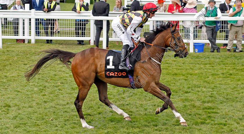 Escobar 
 ESCOBAR (Daniel Tudhope)
Epsom 4 Jun 2022 - Pic Steven Cargill / Racingfotos.com