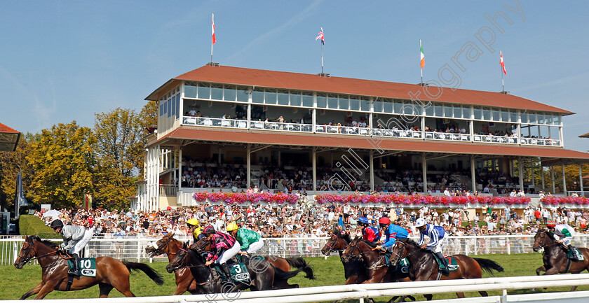 Baden-0002 
 Racing past the stands
Baden Baden 1 Sep 2024 - Pic Steven Cargill / Racingfotos.com