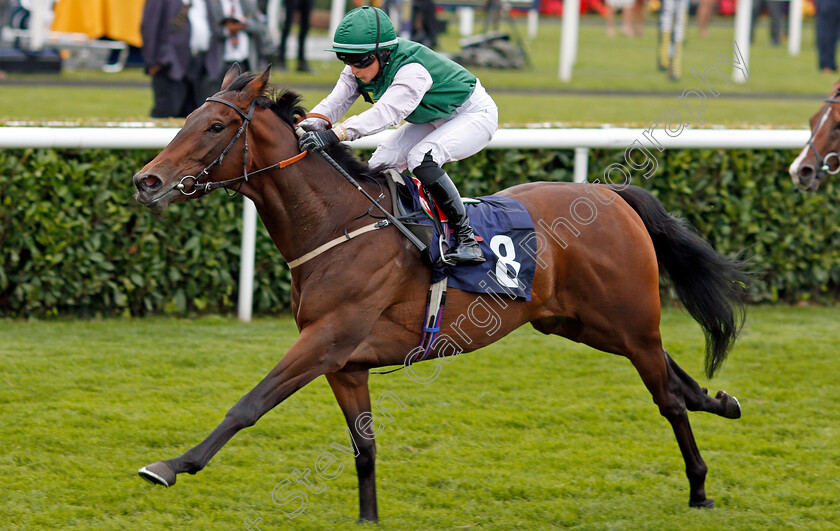 Kryptos-0004 
 KRYPTOS (Nicola Currie) wins The P J Towey Construction Ltd Handicap Doncaster 16 Sep 2017 - Pic Steven Cargill / Racingfotos.com