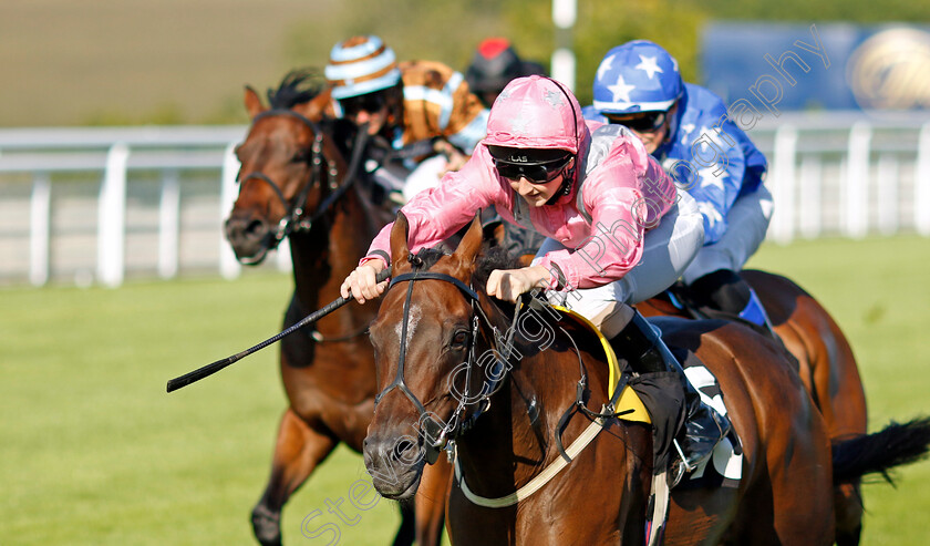 Firenze-Rose-0006 
 FIRENZE ROSA (Gina Mangan) wins The William Hill Handicap
Goodwood 26 Aug 2022 - Pic Steven Cargill / Racingfotos.com