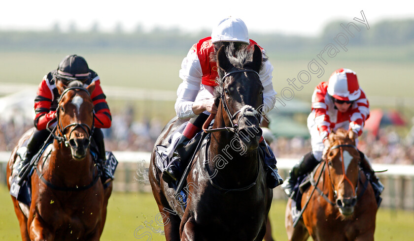 Konchek-0005 
 KONCHEK (Adam Kirby) wins The Havana Gold Maiden Stakes Newmarket 6 May 2018 - Pic Steven Cargill / Racingfotos.com