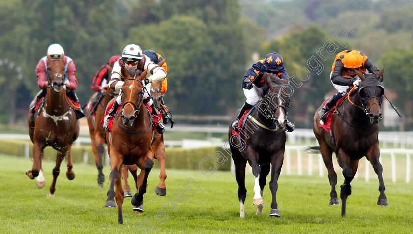 Bring-Us-Paradise-0004 
 BRING US PARADISE (left, Cieren Fallon) beats PERFECT SYMPHONY (centre) and DELICATE KISS (right) in The Molson Coors Handicap
Sandown 25 Jul 2019 - Pic Steven Cargill / Racingfotos.com