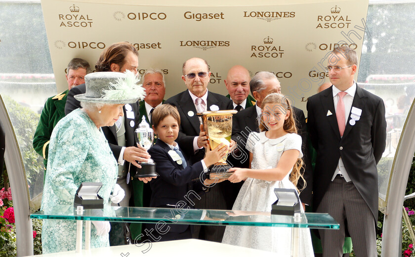 Merchant-Navy-0015 
 Presentation by The Queen to Michael Tabor, Derrick Smith and family for The Diamond Jubilee Stakes won by MERCHANT NAVY
Royal Ascot 23 Jun 2018 - Pic Steven Cargill / Racingfotos.com