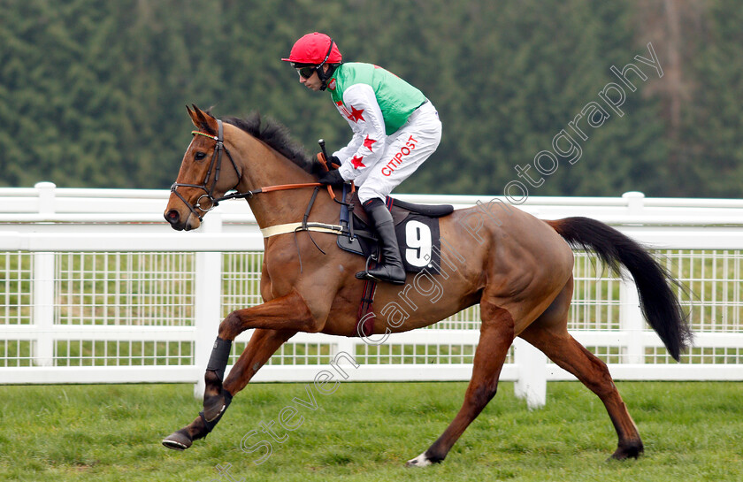 Smith s-Bay-0001 
 SMITH'S BAY (Wayne Hutchinson)
Newbury 22 Mar 2019 - Pic Steven Cargill / Racingfotos.com