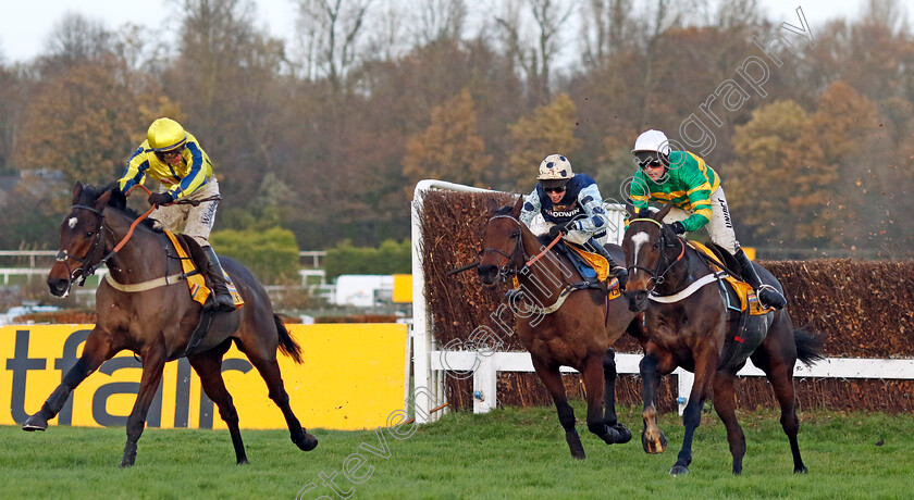 Jonbon-0005 
 JONBON (right, Nico de Boinville) beats HADDEX DES OBEAUX (left) in The Betfair Tingle Creek Chase
Sandown 9 Dec 2023 - Pic Steven Cargill / Racingfotos.com