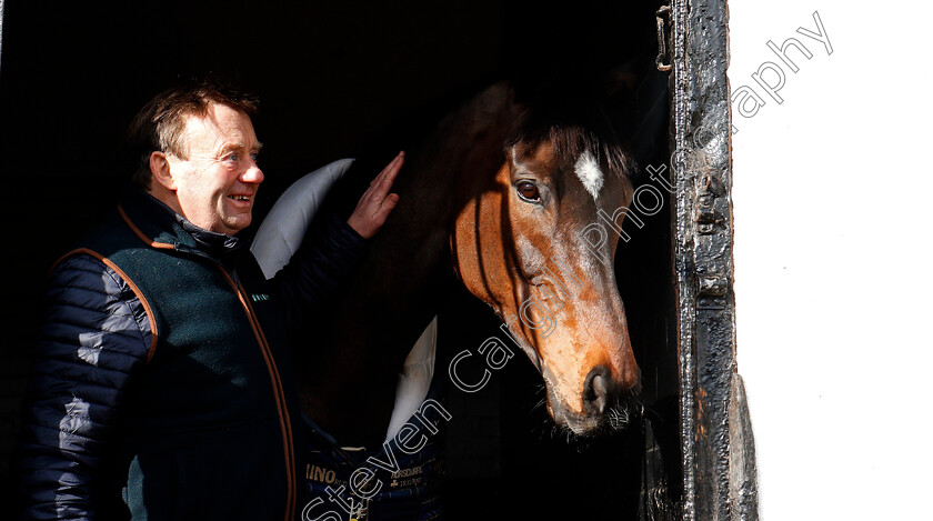 Altior-0009 
 ALTIOR with Nicky Henderson, Lambourn 6 Feb 2018 - Pic Steven Cargill / Racingfotos.com