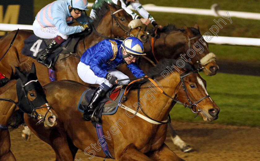 Tea-Sea-0004 
 TEA SEA (William Carson) wins The Betmgm Handicap
Wolverhampton 20 Dec 2024 - Pic Steven Cargill / Racingfotos.com