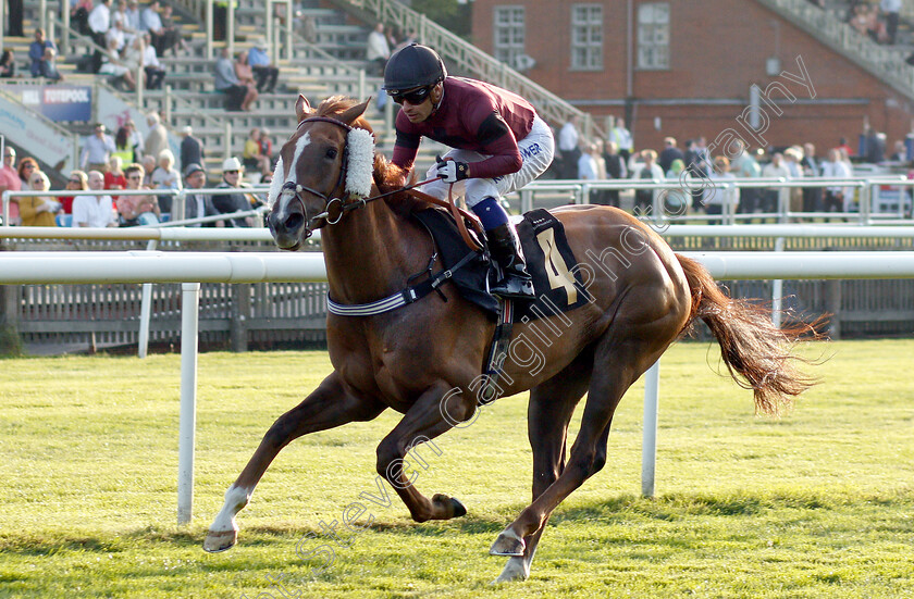 Emily-Goldfinch-0003 
 EMILY GOLDFINCH (Silvestre De Sousa) wins The Coates & Seely Blanc De Blancs Fillies Handicap
Newmarket 28 Jun 2019 - Pic Steven Cargill / Racingfotos.com