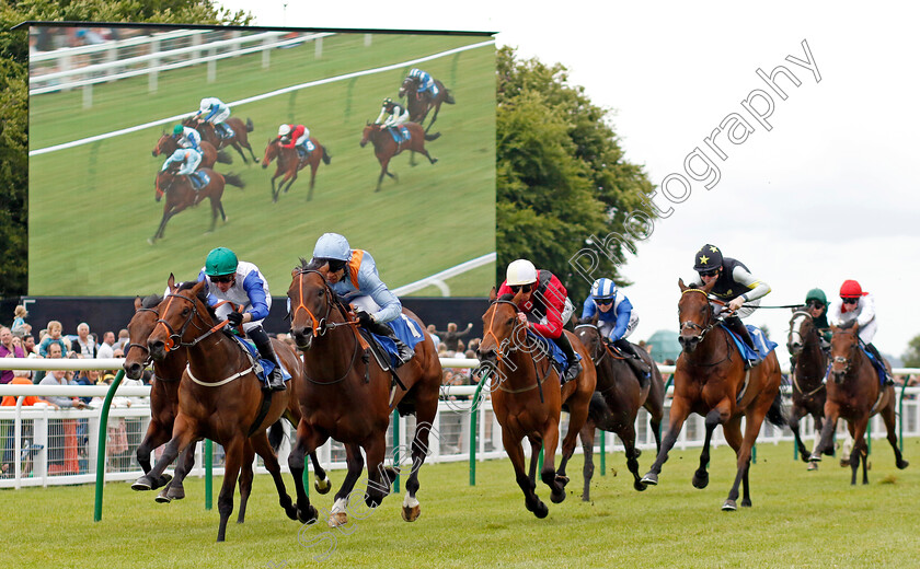 An-Outlaw s-Grace-0003 
 AN OUTLAW'S GRACE (Sean Levey) beats AYSGARTH (left) in The Byerley Stud Peter & Virginia Walwyn Memorial British EBF Novice Stakes
Salisbury 16 Jun 2024 - pic Steven Cargill / Racingfotos.com