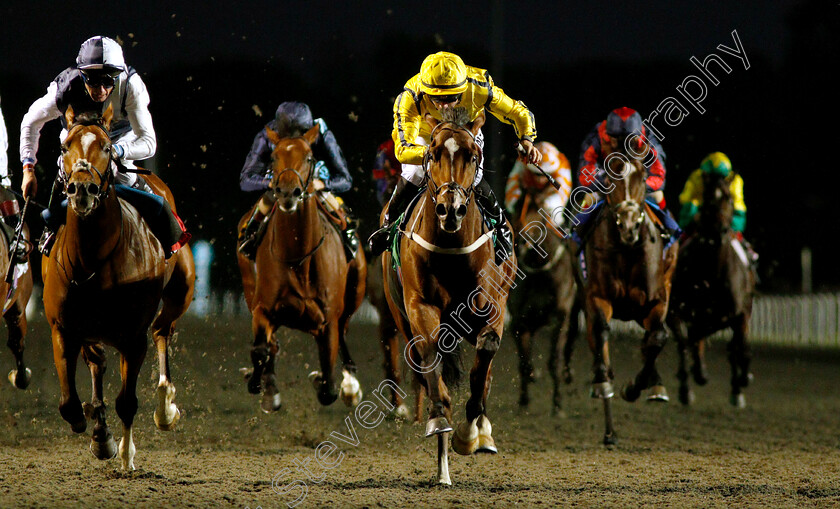 Name-The-Wind-0004 
 NAME THE WIND (right, Tom Marquand) beats BUFFALO RIVER (left) in The 32Red.com Novice Stakes
Kempton 27 Sep 2018 - Pic Steven Cargill / Racingfotos.com