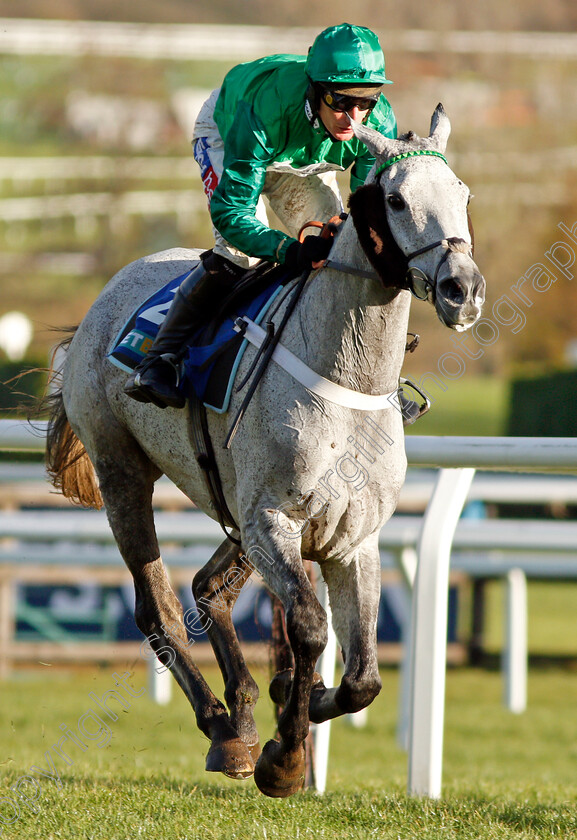 Vyta-Du-Roc-0005 
 VYTA DU ROC (Daryl Jacob) wins The Watch Live Racing On BetBright.com Handicap Chase Cheltenham 1 Jan 2018 - Pic Steven Cargill / Racingfotos.com