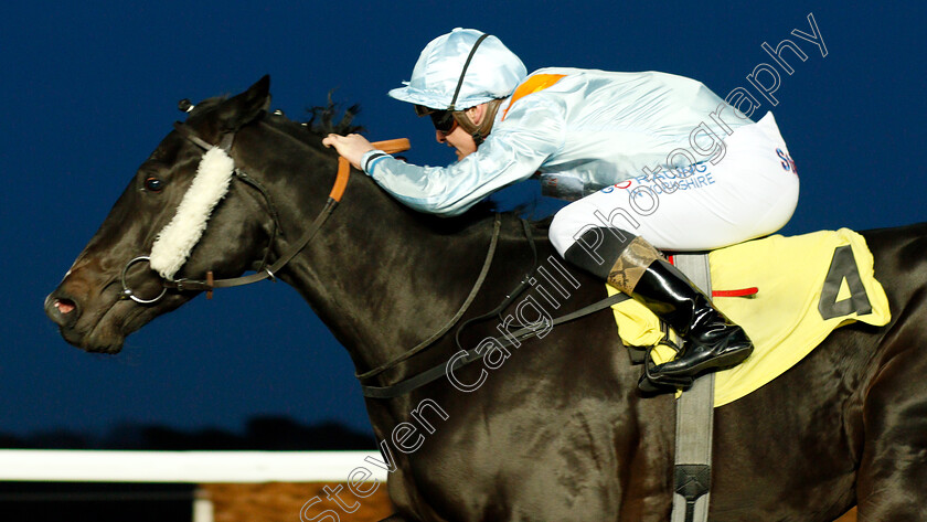 Woodside-Wonder-0003 
 WOODSIDE WONDER (Callum Rodriguez) wins The 32Red On The App Store Nursery
Kempton 12 Dec 2018 - Pic Steven Cargill / Racingfotos.com