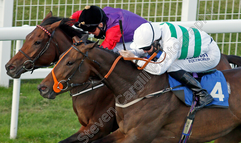 Award-Scheme-0005 
 AWARD SCHEME (farside, Martin Harley) beats ARRIVISTE (nearside) in The British EBF Fillies Handicap
Salisbury 11 Jul 2020 - Pic Steven Cargill / Racingfotos.com