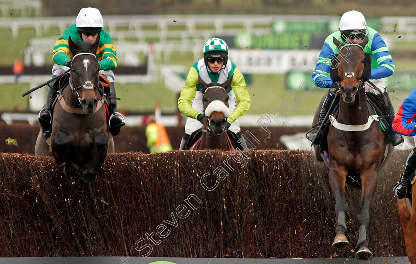 Ballyalton-and-Le-Prezien-0001 
 BALLYALTON (right, Tom O'Brien) jumps with LE PREZIEN (left) Cheltenham 16 Dec 2017 - Pic Steven Cargill / Racingfotos.com