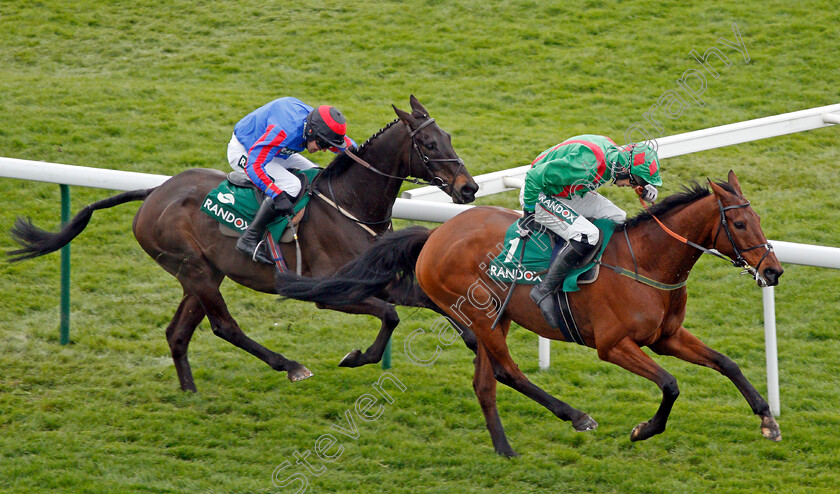 Balnaslow-0010 
 BALNASLOW (Derek O'Connor) beats BEAR'S AFFAIR (left) in The Randox Health Foxhunters Chase Aintree 12 Apr 2018 - Pic Steven Cargill / Racingfotos.com